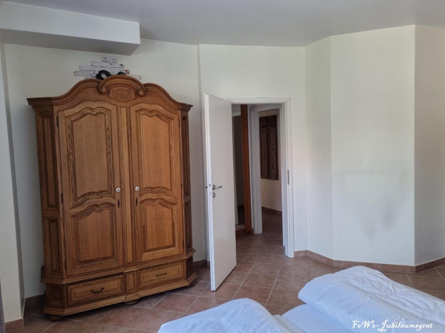 Haus Kreuzeckwiese - Fewo Juebilaumsgrat Гармиш-Партенкирхен Экстерьер фото