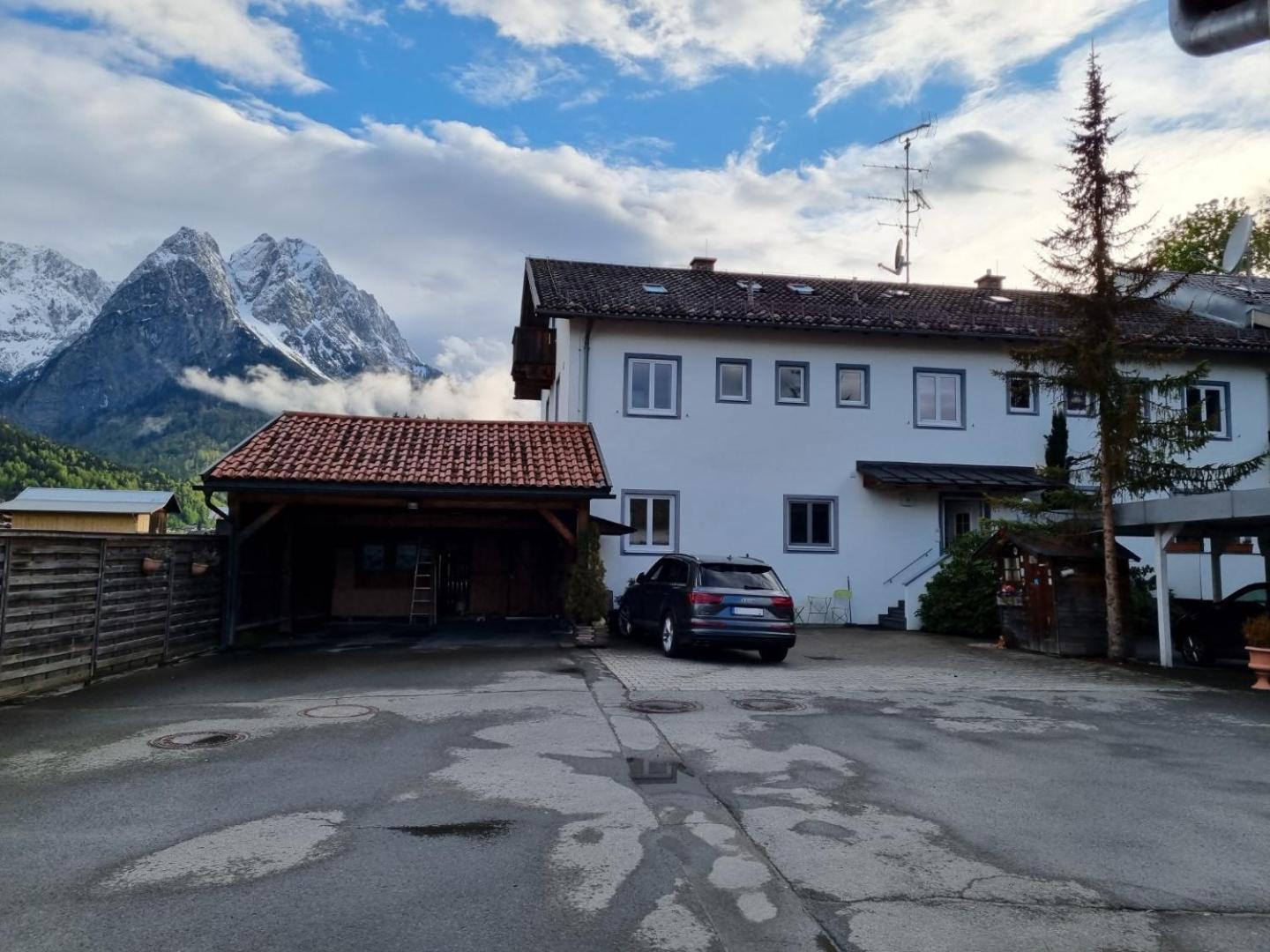 Haus Kreuzeckwiese - Fewo Juebilaumsgrat Гармиш-Партенкирхен Экстерьер фото
