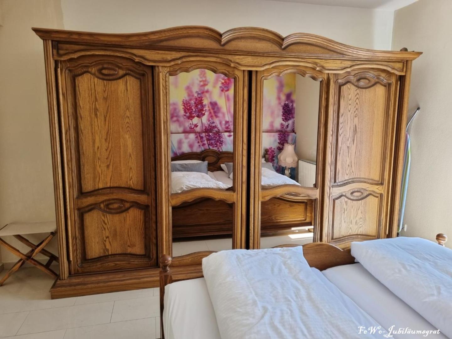 Haus Kreuzeckwiese - Fewo Juebilaumsgrat Гармиш-Партенкирхен Экстерьер фото